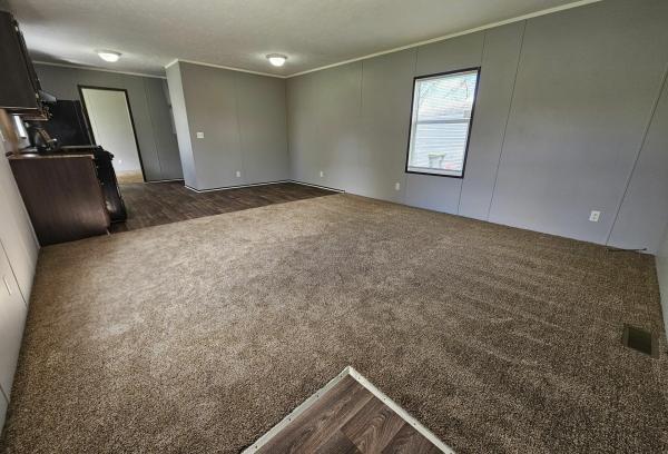 2014 Clayton Homes Inc Mobile Home For Sale