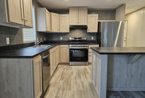 2025 Clayton Homes Inc Mobile Home For Sale