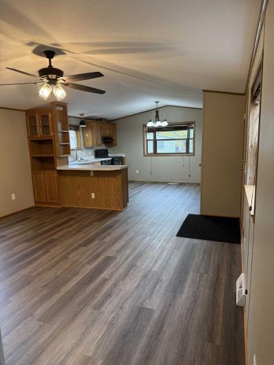 Photo 3 of 9 of home located at 1579 Park Street Shoreview, MN 55126