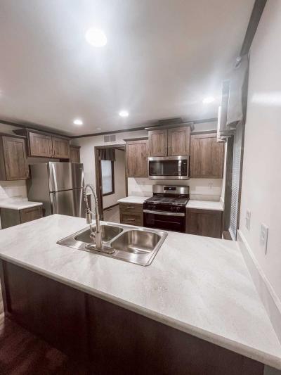 Photo 3 of 10 of home located at 1594 Park Street Shoreview, MN 55126