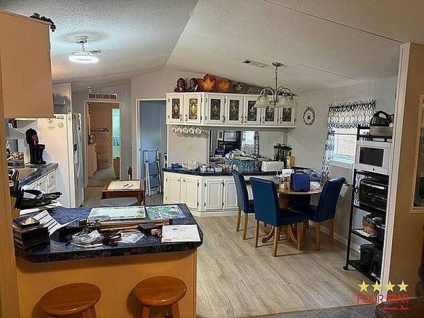 1998 WINN  Home