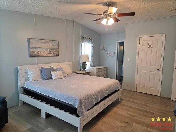 1990 Palm Harbor  Home