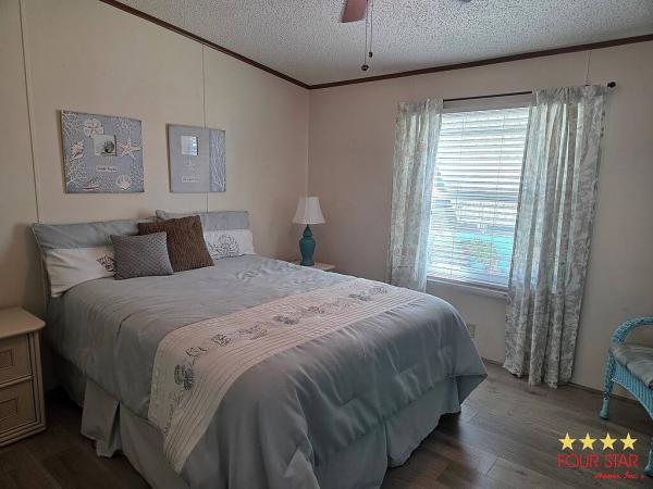 1990 Palm Harbor  Home