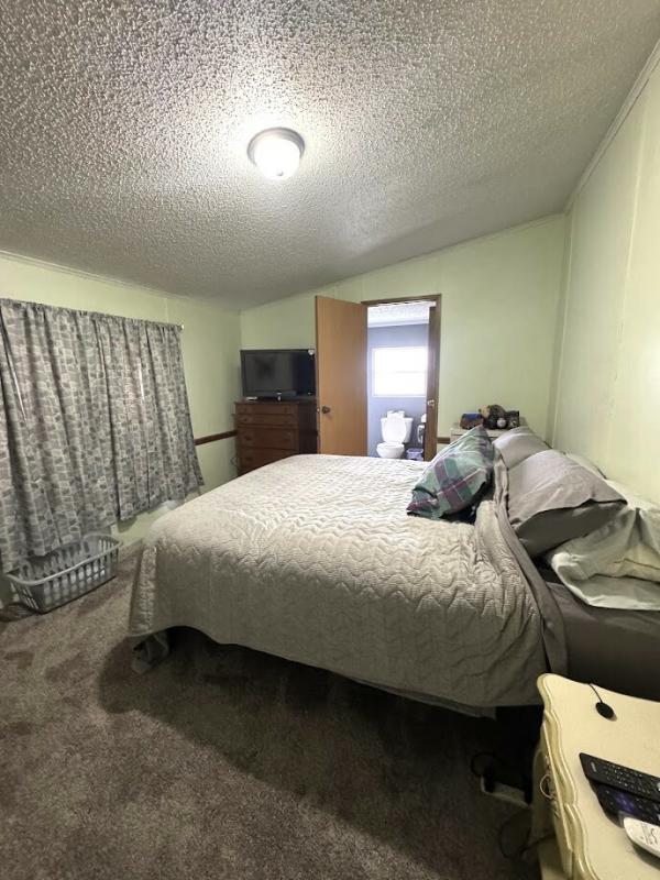 1990 Century Manufactured Home
