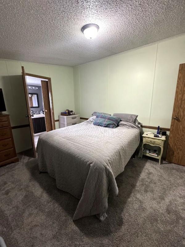 1990 Century Manufactured Home
