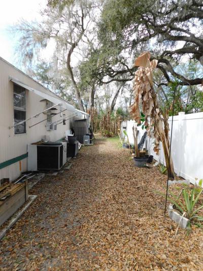 Photo 5 of 29 of home located at 38237 Ramblewood Blvd. Zephyrhills, FL 33541