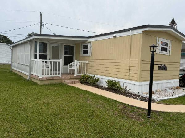 1979 LEXI Mobile Home For Sale