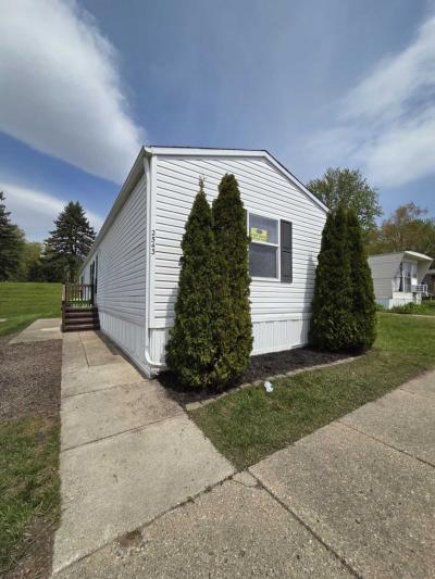 Mobile Home at 2543 Bell Ct Wixom, MI 48393