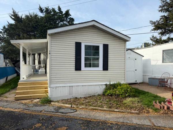  Mobile Home For Sale