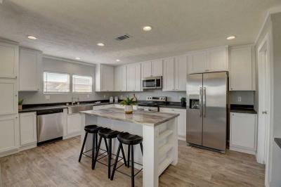 Photo 4 of 17 of home located at 1624 American Drive Cleburne, TX 76033