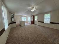 1995 Oakwood Mobile Home
