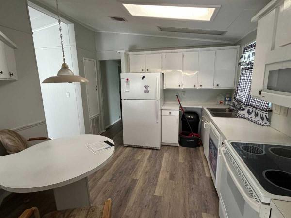 1984 Mobile Home