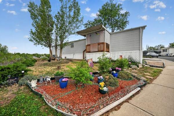 2000 Schultz Mobile Home