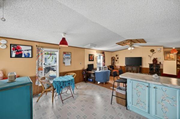 2000 Schultz Mobile Home