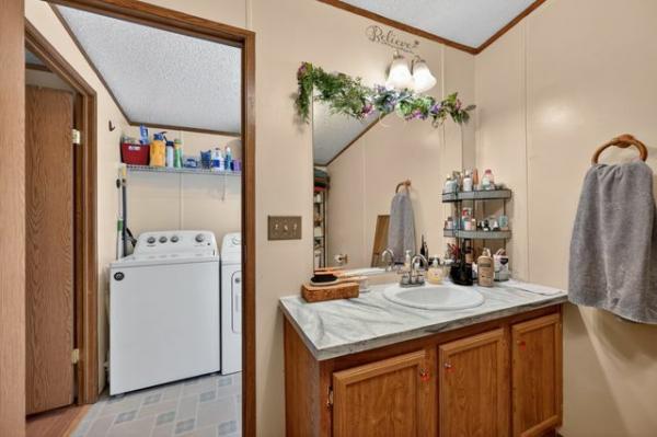 2000 Schultz Mobile Home
