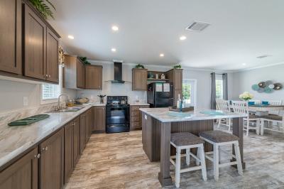 Photo 5 of 10 of home located at 14387 Weeksonia Avenue Port Charlotte, FL 33953