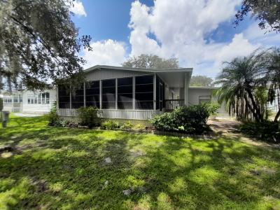 Photo 3 of 28 of home located at 35421 Jomar Ave Zephyrhills, FL 33541