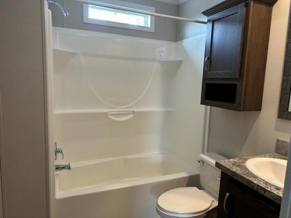 2019 Redman Advantage RA2856202 Mobile Home