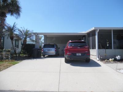 Photo 2 of 19 of home located at 735 Island St Davenport, FL 33897