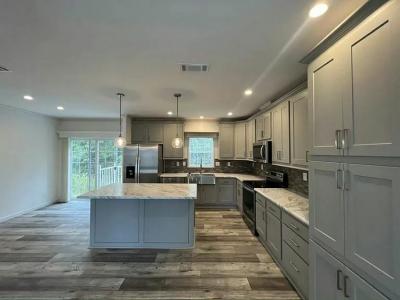 Photo 3 of 21 of home located at 34873 Robins Song Road Zephyrhills, FL 33541