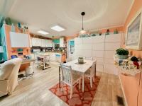 1983 Mobile Home