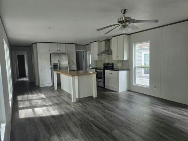 2022 CMH Mfg, Inc Resolution 16682X Manufactured Home
