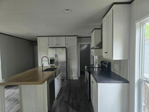 2022 CMH Mfg, Inc Resolution 16682X Manufactured Home