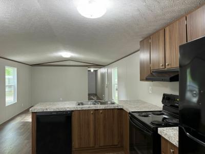 Photo 3 of 10 of home located at 7400 Glen Leaf Dr., #129 Shreveport, LA 71129