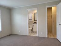 2022 Champion RA1670216 Mobile Home