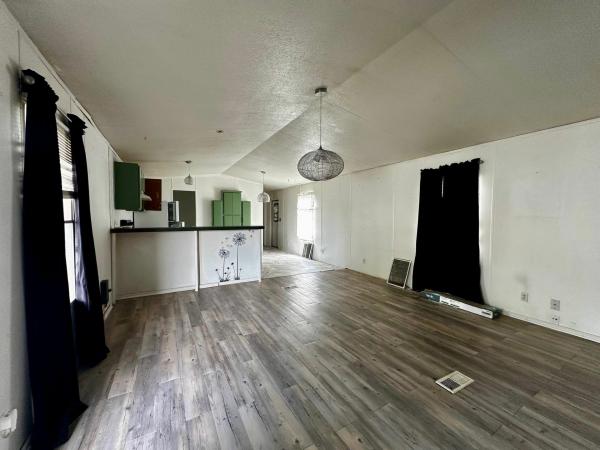 2004 6763 Mobile Home