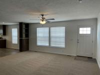 2022 Champion RA2852215 Mobile Home