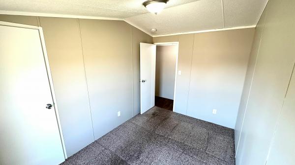 2009 Southern Energy Homes Fossil Creek Mobile Home
