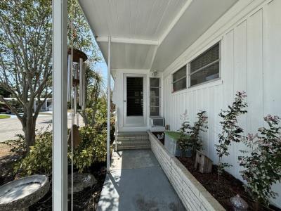 Photo 2 of 15 of home located at 911 Roseau Avenue Venice, FL 34285