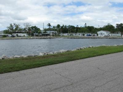 Photo 2 of 3 of home located at 10 Flamboyant Street Nokomis, FL 34275