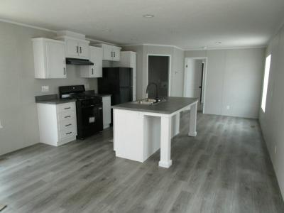 Mobile Home at 23691 Matts Drive Brownstown, MI 48174