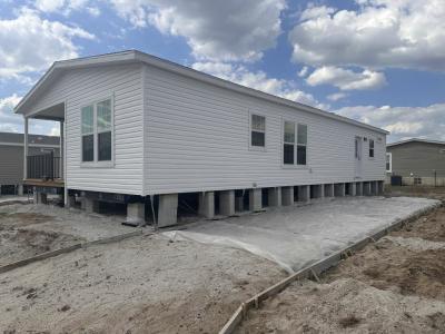 Photo 2 of 15 of home located at 158 Highland Drive Leesburg, FL 34788