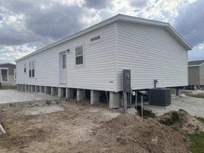 Photo 4 of 15 of home located at 158 Highland Drive Leesburg, FL 34788