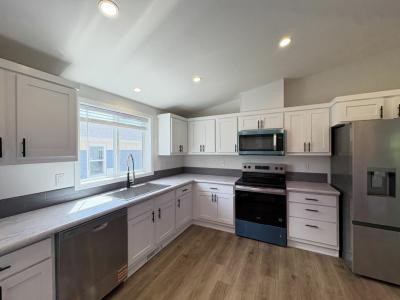 Photo 3 of 19 of home located at 13640 S E Highway 212 #127 Clackamas, OR 97015