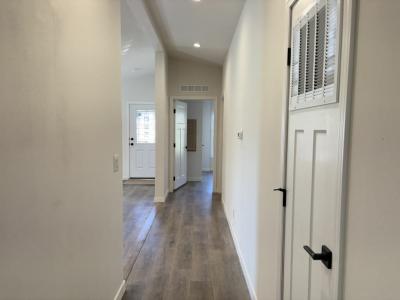 Photo 5 of 19 of home located at 13640 S E Highway 212 #153 Clackamas, OR 97015