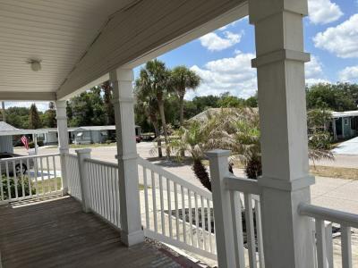Photo 5 of 20 of home located at 537 Falcon Crest Plant City, FL 33565