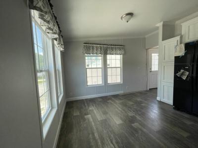 Photo 2 of 20 of home located at 93 Currin Blvd. Mount Dora, FL 32757