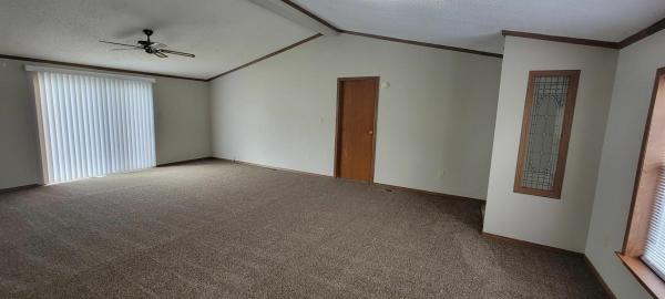 1994 Holly Park Inc Holly Park Mobile Home