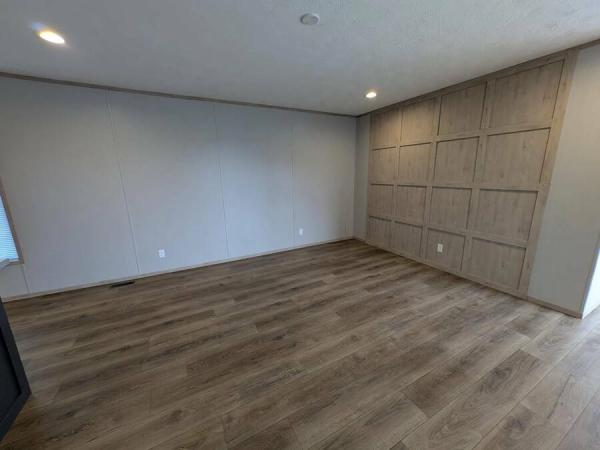 2023 45CEE16763EH23  Home