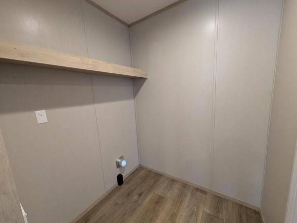 2023 45CEE16763EH23  Home
