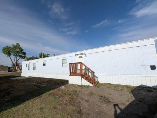 1997  Mobile Home For Sale