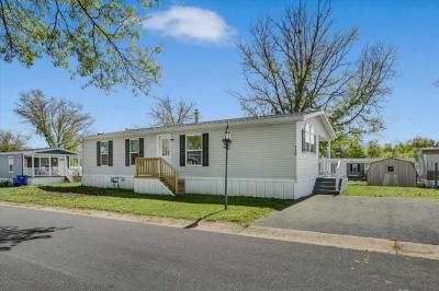 Photo 5 of 27 of home located at 140 Pawnee Avenue Dover, PA 17315