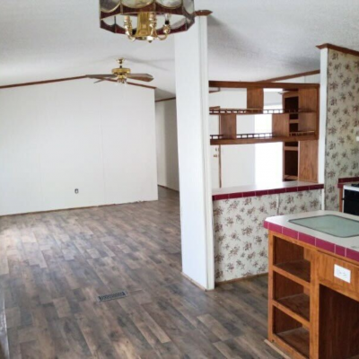 Photo 3 of 8 of home located at 104 W Apple Blossom Ln Wellington, KS 67152