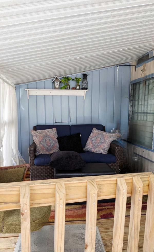 DONA Mobile Home