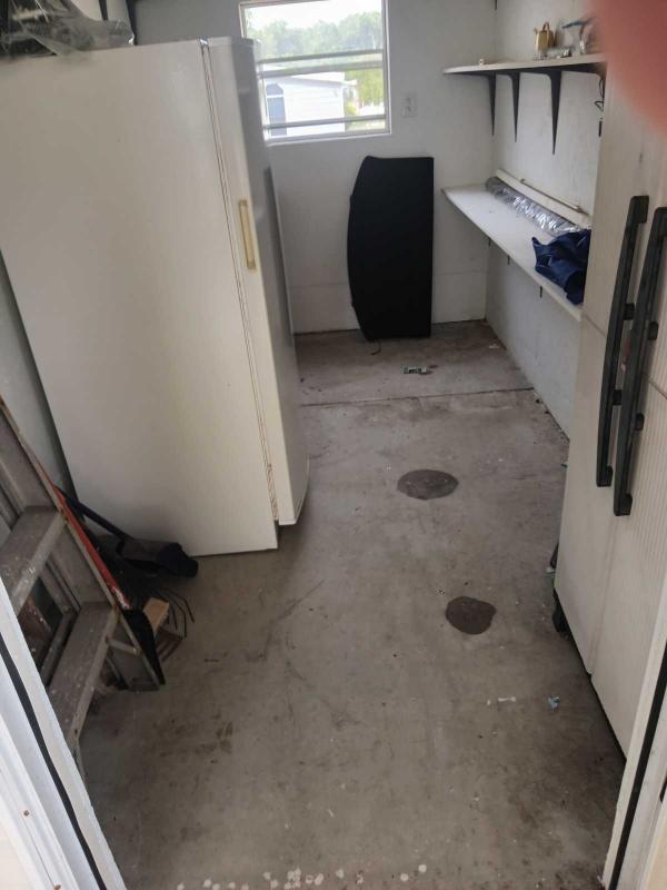 2001 Mobile Home