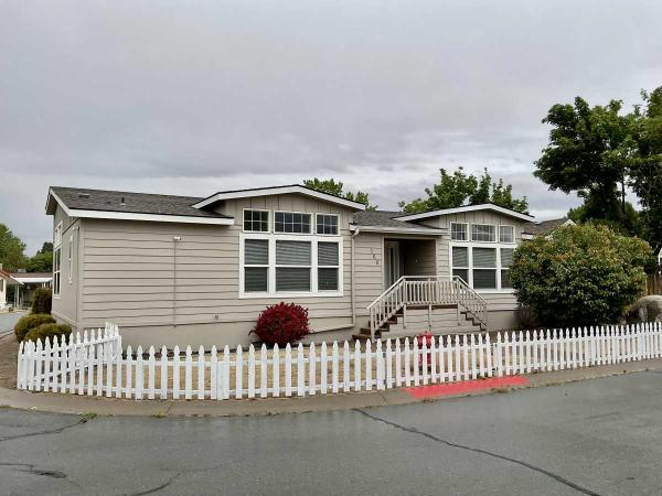 2005 Champion Mobile Home For Sale